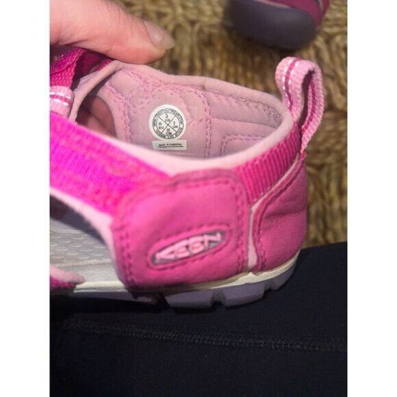 Toddler Keen Water Sandles - Size 3 Keen Hiking‎ Shoes - Picture 6 of 7